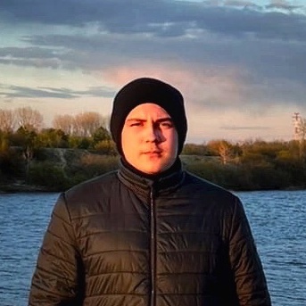 Максим Мучкин
