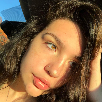 ✨Anissa C✨