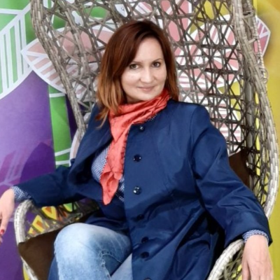 Юлия Петрова