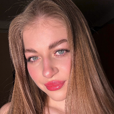 @yourlanaavis