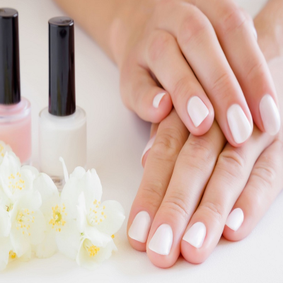 California Nails LLC