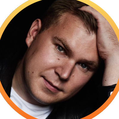 Денис Викторов