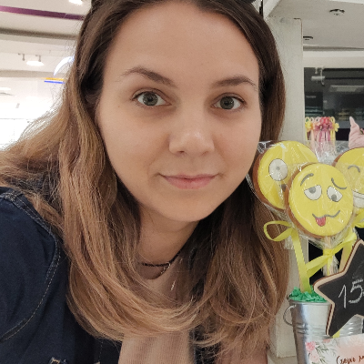Алина Сморыжова
