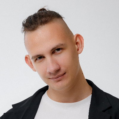 Илья Ведменко