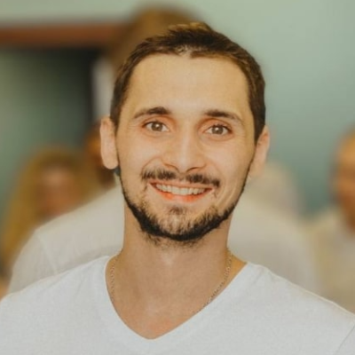 Max Akhmetov