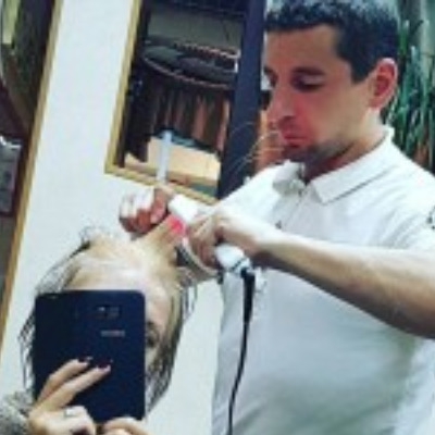 Перукар-стиліст Андрій Іващенко