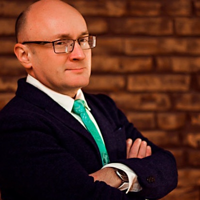 Евгений Угушев