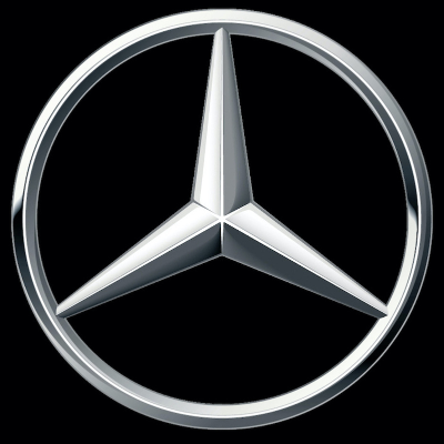 Mercedes-Benz на Набережній