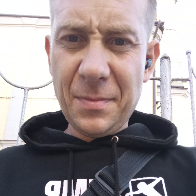 Андрей Плотников