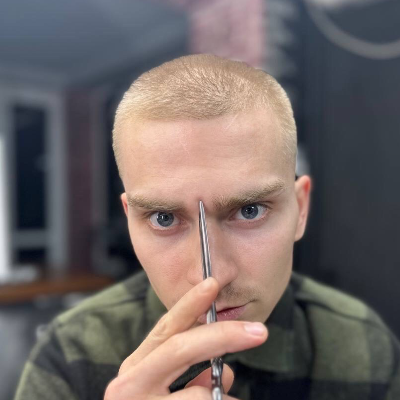 Виктор