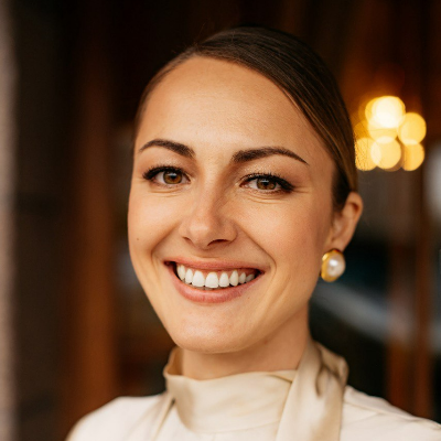 Юлия Колобова