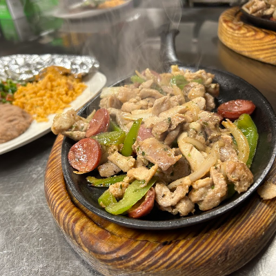 Yolie’s Steakhouse & Mexican Food