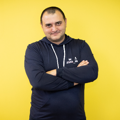 Евгений Низаев