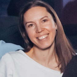 Julia Dem