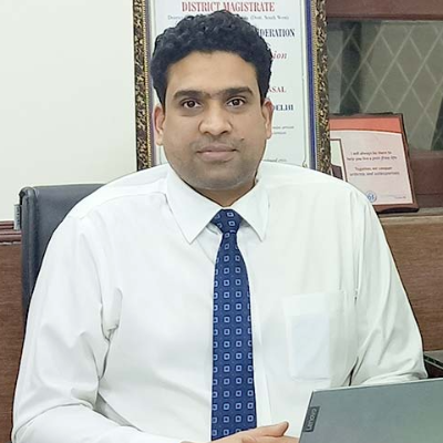 Dr Ashu Consul